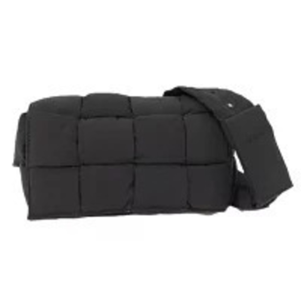 BOTTEGA VENETA Cassette Shoulder Bag Black